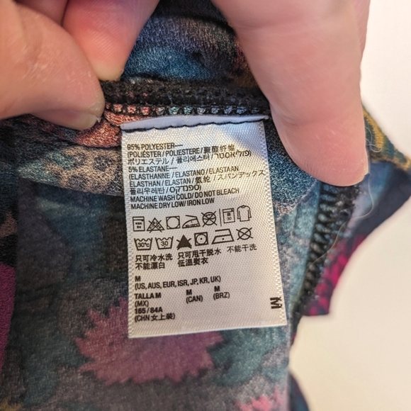 American Apparel sleeveless blouse - Picture 6 of 6